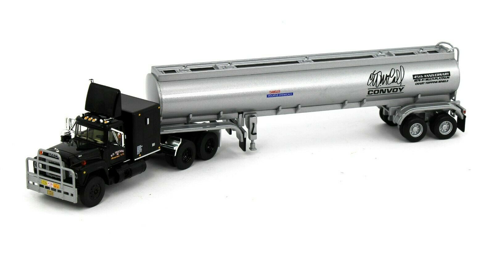 CONVOY RUBBER DUCK Mack R Model R.D Trucking Tractor and Tanker Trailer Toy  Truck Replica